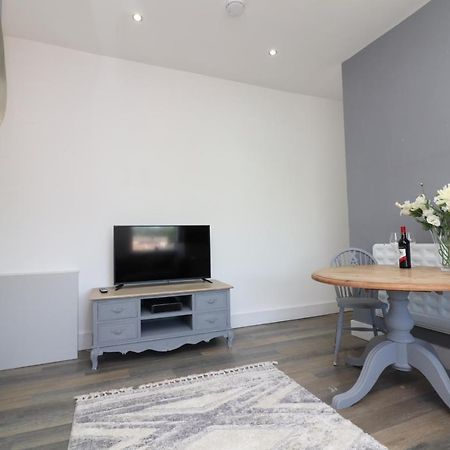 Hope House Apartments Chester Exterior foto